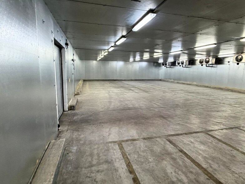 More Photos Of 2501 E President St, Savannah Food Processing For Lease