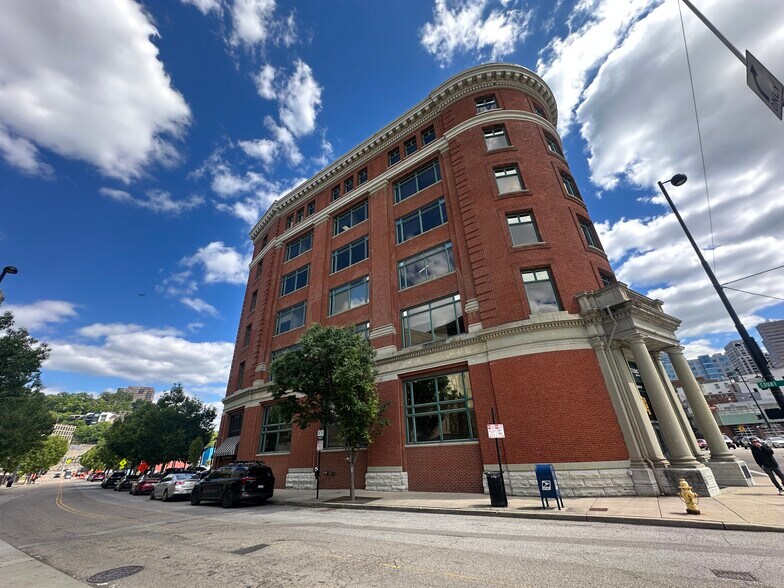 More Photos Of 401 E Court St, Cincinnati Office For Lease