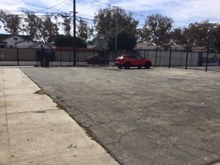 More Photos Of 2001 W Gage Ave, Los Angeles Coworking Space