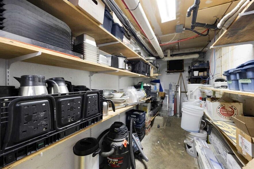 More Photos Of 10015 Main St, Fort McMurray Specialty For Sale