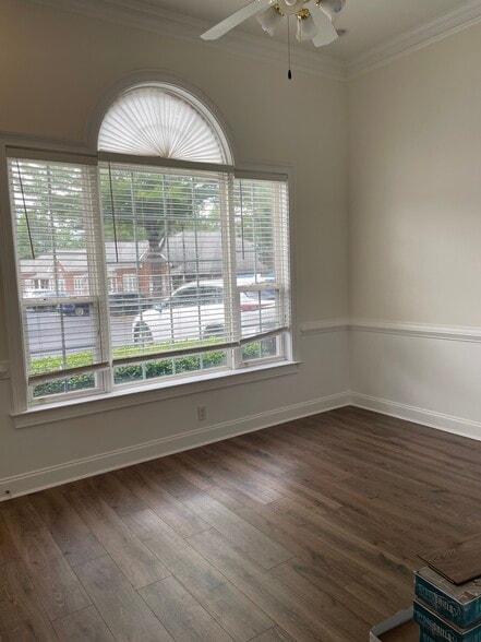 More Photos Of 3221 S Cherokee Ln, Woodstock Medical For Lease
