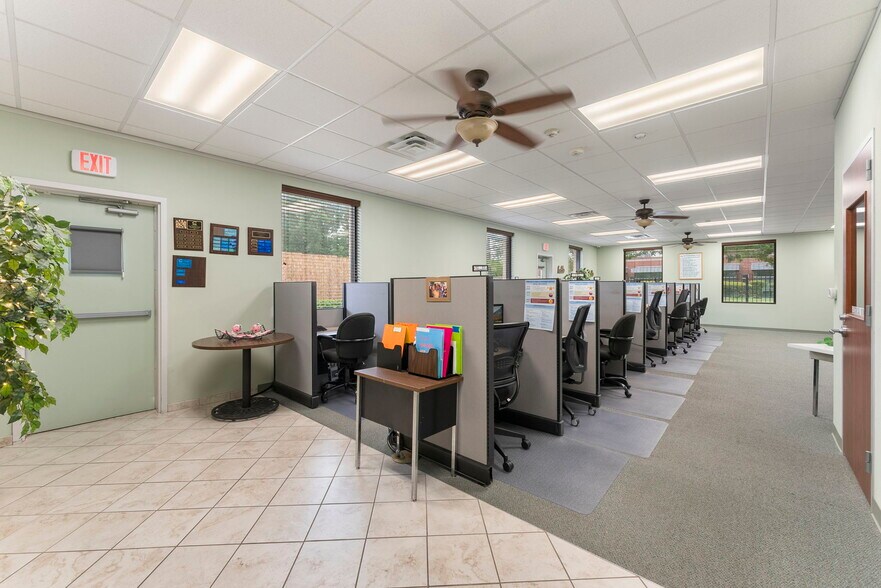 More Photos Of 1125 Cypress Station Dr, Houston Medical For Sale