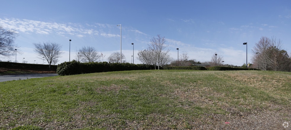 More Photos Of 7840 Lyles Ln NW, Concord Freestanding For Sale