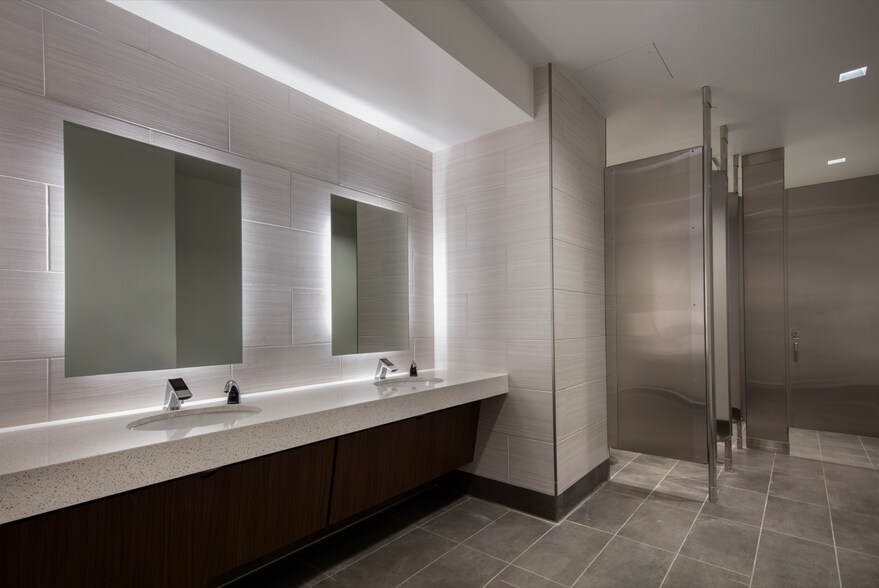 More Photos Of 1400 Fashion Island Blvd, San Mateo Research And Development For Lease