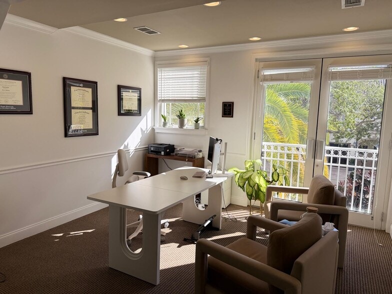 More Photos Of 1825 Main St, Weston Office For Lease