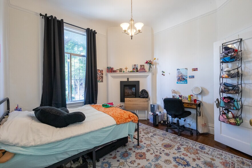 More Photos Of 190-198 Hermann St, San Francisco Apartments For Sale