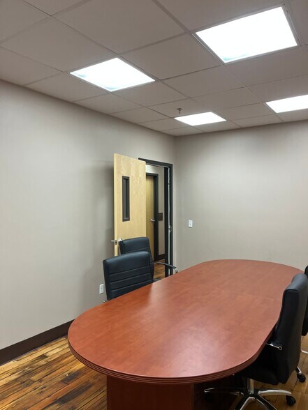 More Photos Of 521 Mount Hope St, North Attleboro Warehouse For Lease