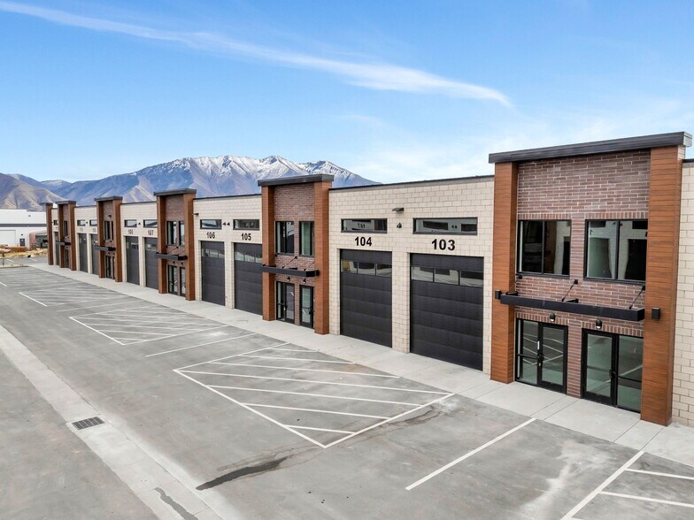 More Photos Of 3542 N Main St, Spanish Fork Warehouse For Lease