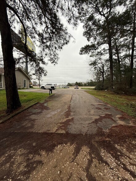 More Photos Of 2501 Interstate 45 N, Conroe Office For Lease