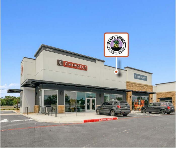 More Photos Of 34674 Interstate Hwy 10 W, Boerne Storefront For Sale