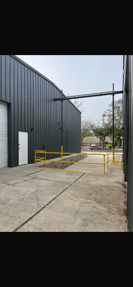 More Photos Of 1545 Main St, Atlantic Beach Unknown For Lease