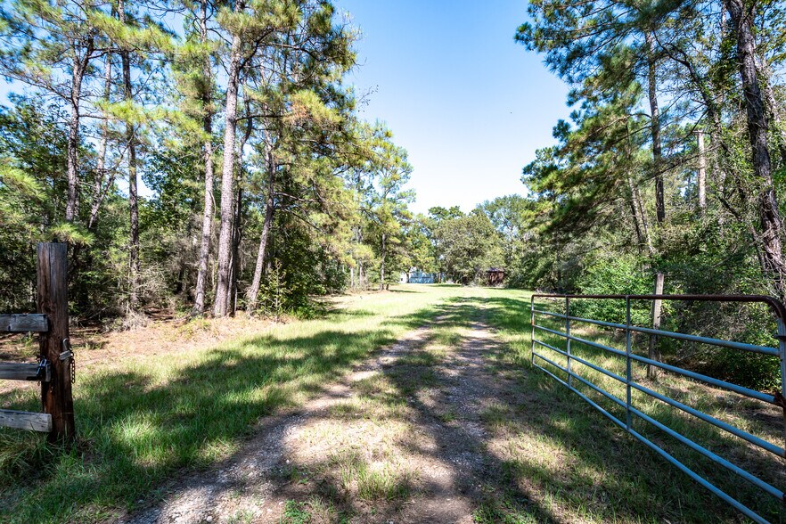 More Photos Of 11029 Crockett Martin Rd, Conroe Land For Sale