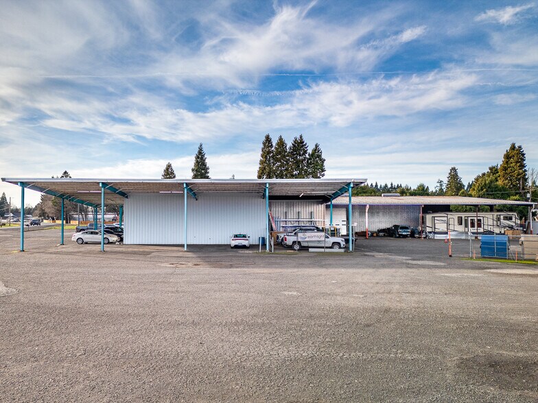 More Photos Of , Silverton Flex For Sale