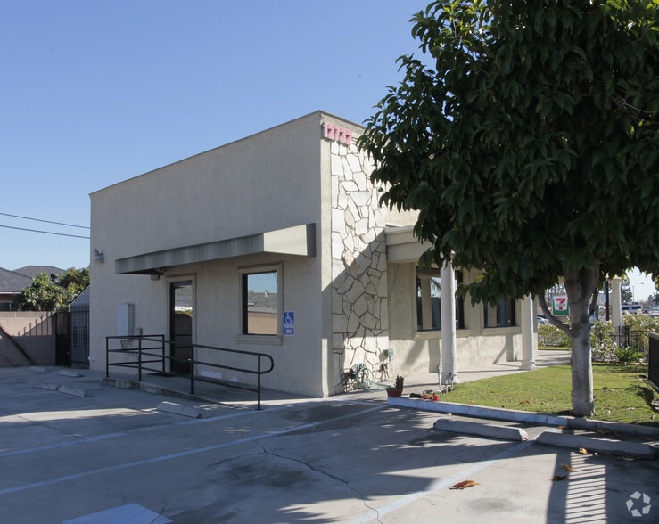 More Photos Of 12732 Brookhurst St, Garden Grove Medical For Sale