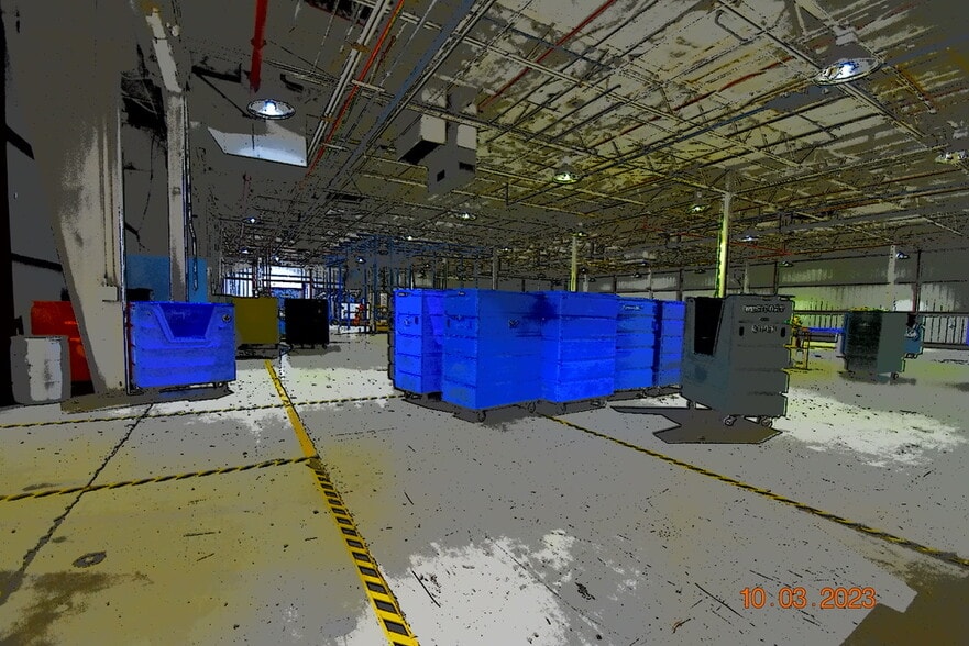More Photos Of 956 N Broadway St, Greenville Distribution For Sale