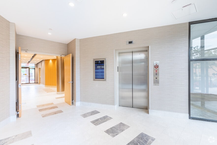 More Photos Of 4 Taft Ct, Rockville Medical For Sale