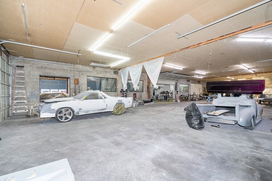 More Photos Of 539 N Tower Ave, Centralia Office For Sale