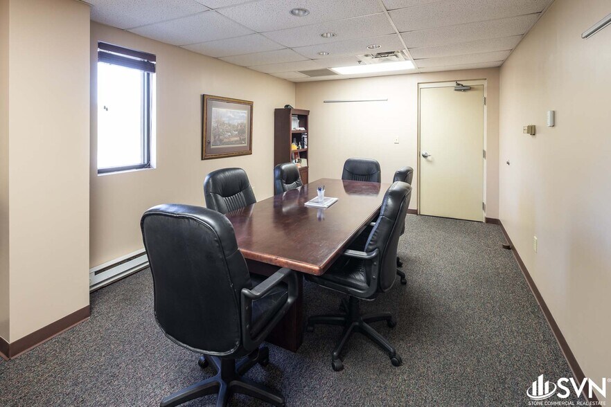 More Photos Of 95 Industrial Park Rd, Mount Vernon Distribution For Sale