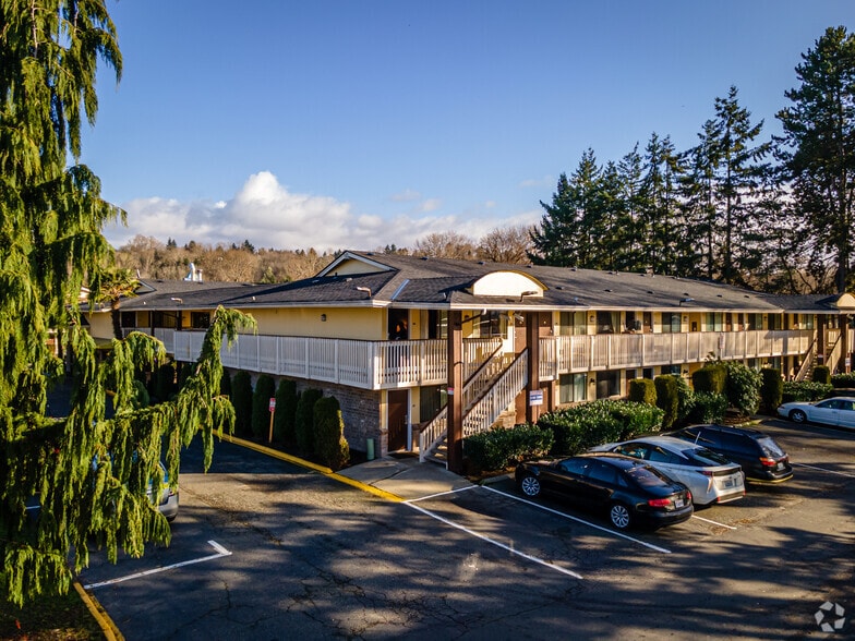 Primary Photo Of 13050 48th Ave S, Tukwila Hospitality For Sale