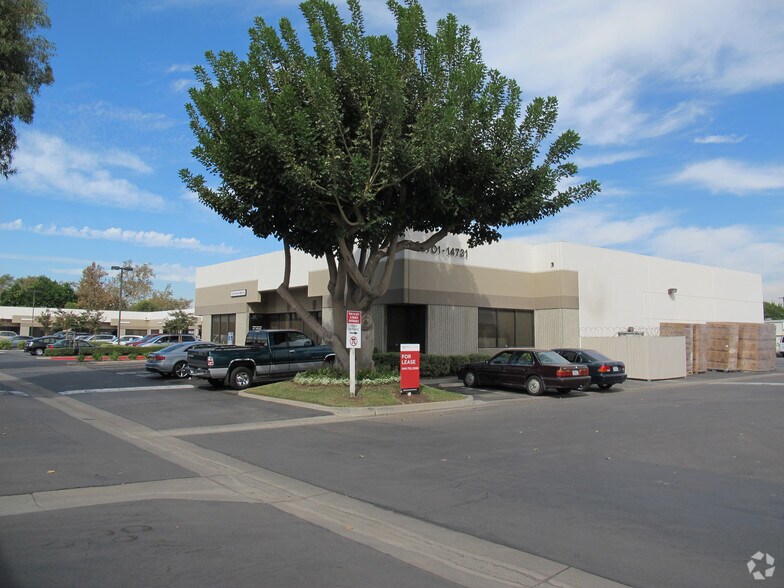 More Photos Of 14775-14799 Carmenita Rd, Norwalk Unknown For Lease