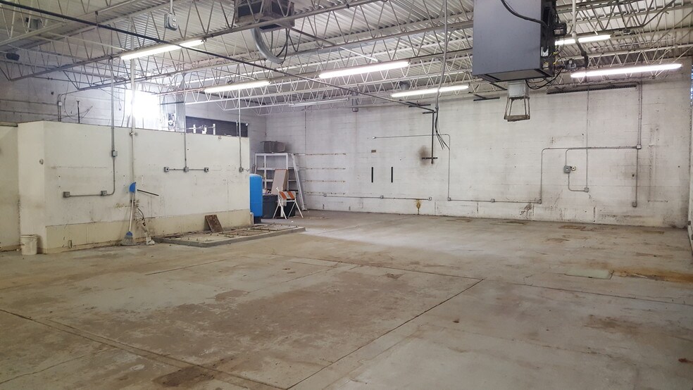 More Photos Of 2990 Larimer St, Denver Warehouse For Lease