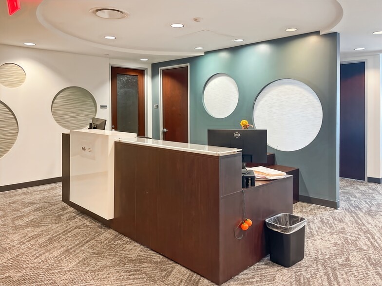 More Photos Of 510 Clinton Sq, Rochester Coworking Space