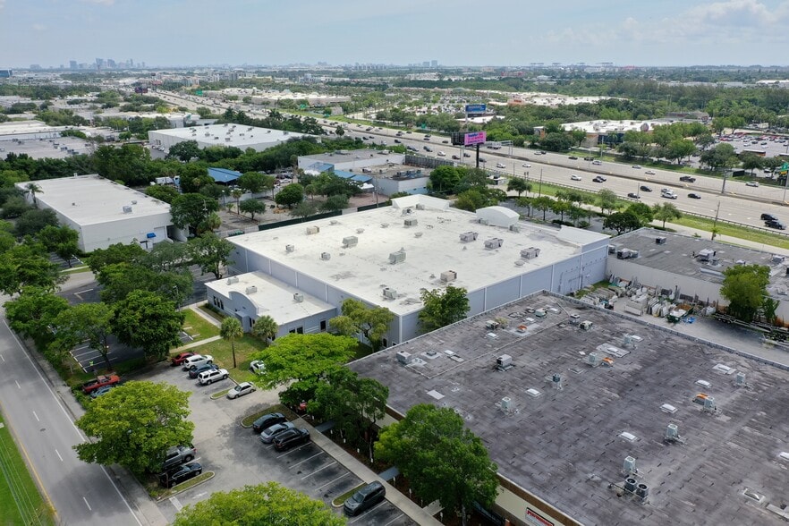 More Photos Of 2850 Greene St, Hollywood Light Manufacturing For Lease