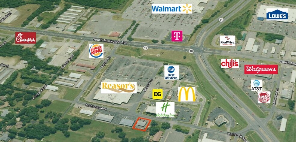 More Photos Of 2113 Mahaney Ave, Tahlequah Service Station For Sale