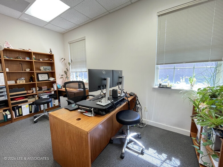 More Photos Of 2201 NW 40th Ter, Gainesville Office For Lease