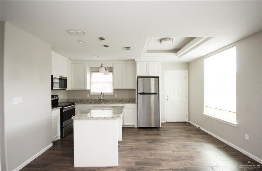 More Photos Of 2109 Taxco Ct, Edinburg Apartments For Sale