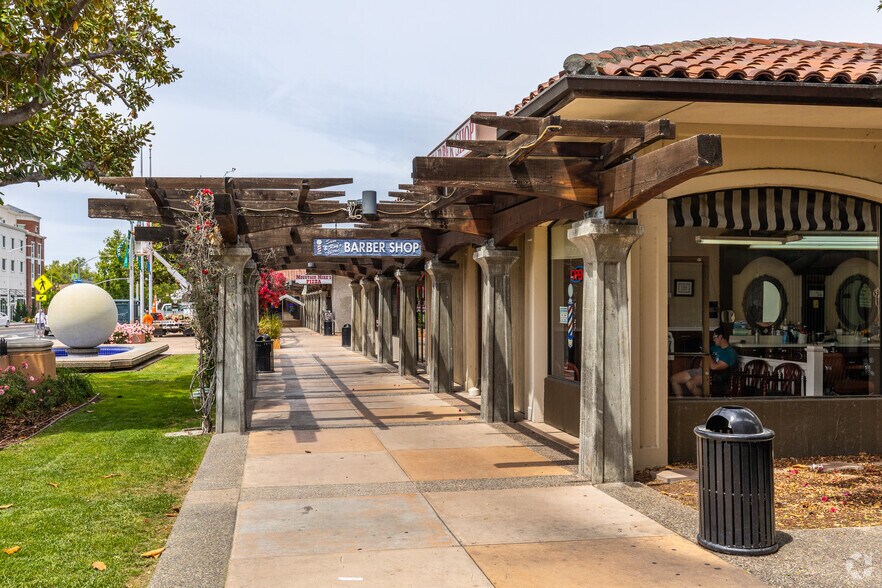 More Photos Of 1266-1290 Franklin St, Santa Clara Storefront Retail Office For Sale