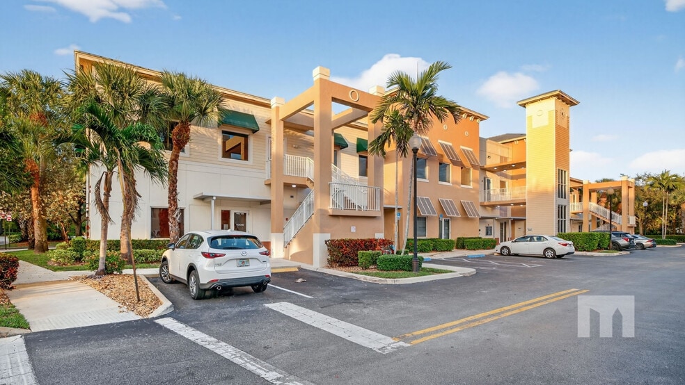 Primary Photo Of 7450 Griffin Rd, Davie Office For Sale