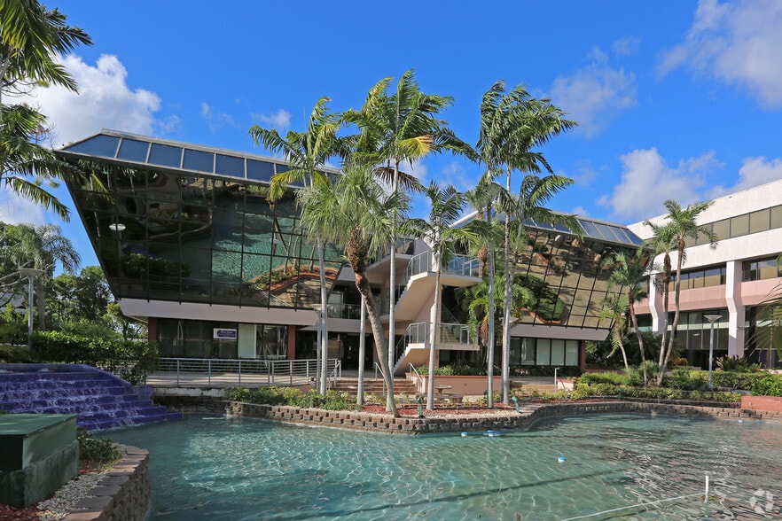 More Photos Of 7100 W Camino Real, Boca Raton Unknown For Lease