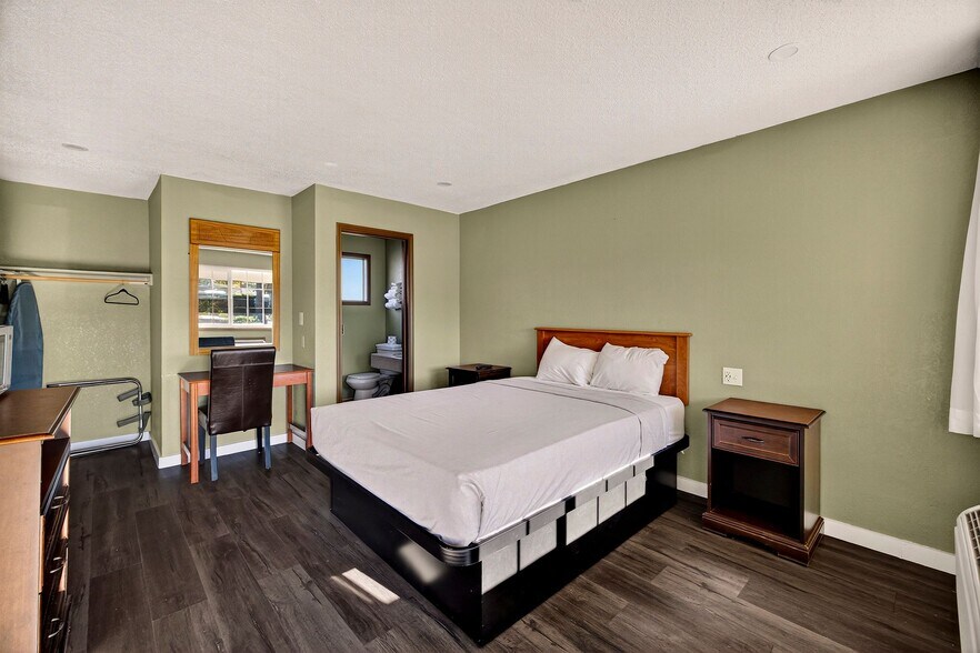 More Photos Of 2352 Esplanade Rd, Chico Hotel For Sale