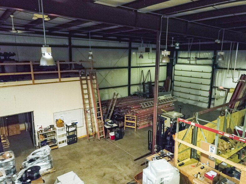 More Photos Of 374 Westdale Ave, Westerville Research And Development For Sale