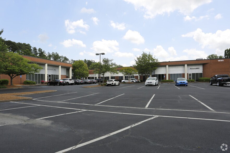 Primary Photo Of 1895 Beaver Ridge Cir, Norcross Flex For Lease