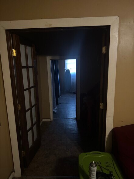 More Photos Of 692 King St, Charleston Apartments For Sale