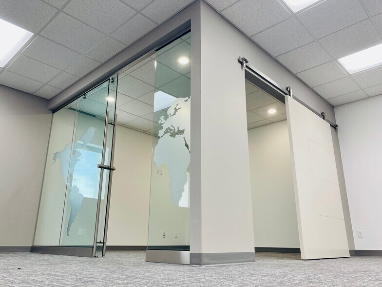 More Photos Of 18905 111 Av NW, Edmonton Flex For Sale