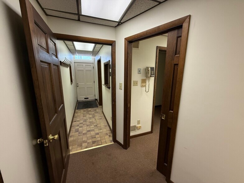 More Photos Of , Pittsburgh Office For Sale