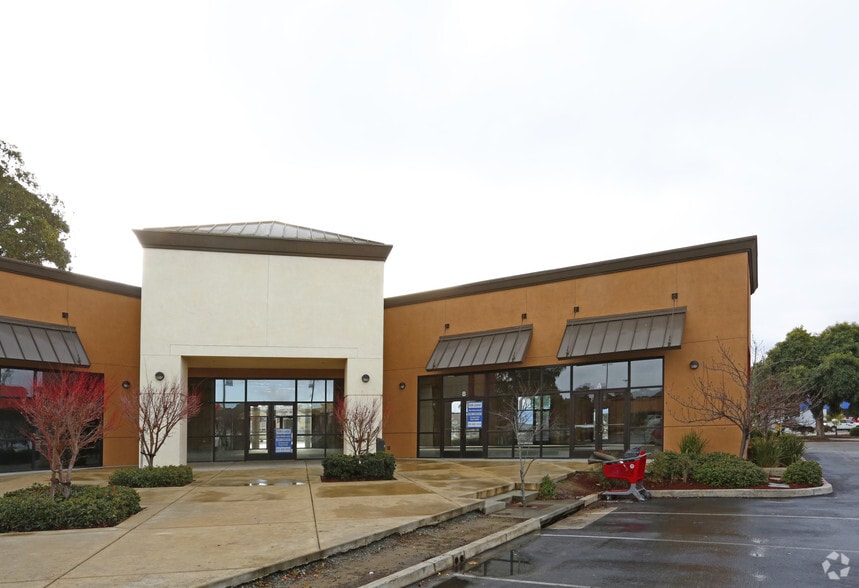 More Photos Of 901-1057 N Main St, Salinas Unknown For Lease