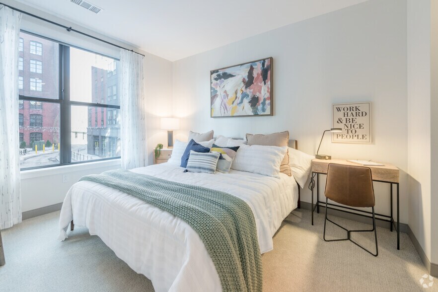 More Photos Of 125 Clifford St, Providence Apartments For Lease