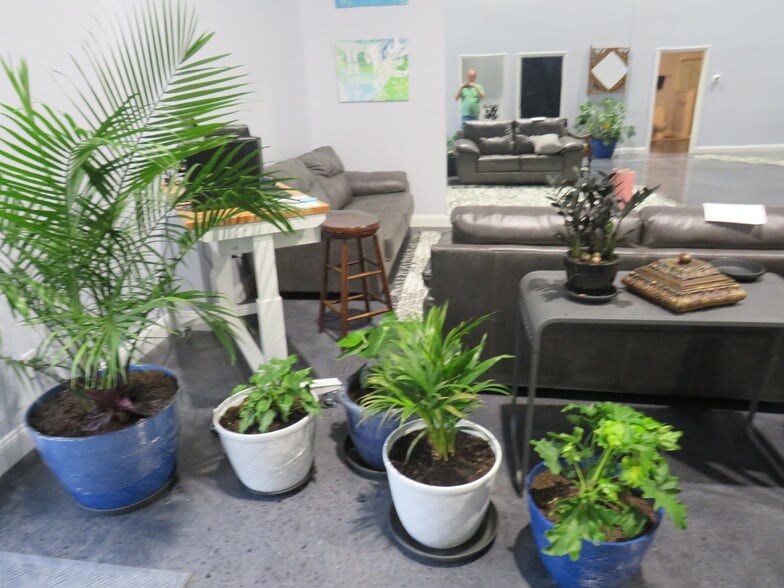 More Photos Of 4013 Thomas Rd, Little River Horse Stables For Sale