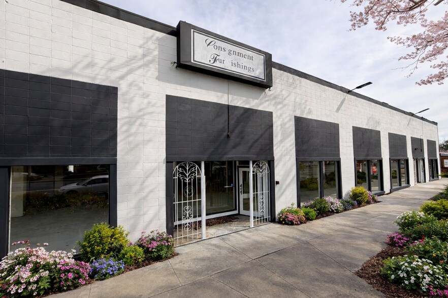 Primary Photo Of 6891-6893 Village Pky, Dublin Freestanding For Lease