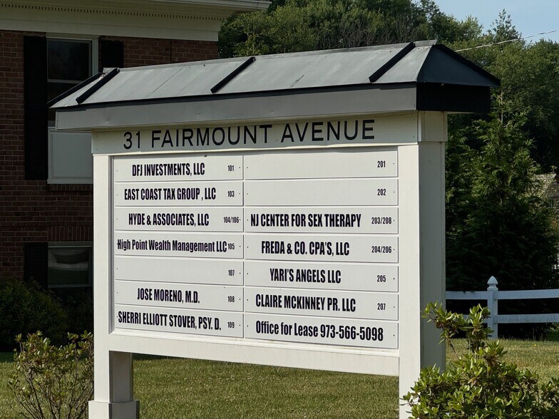 More Photos Of 31 Fairmount Ave, Chester Office For Lease