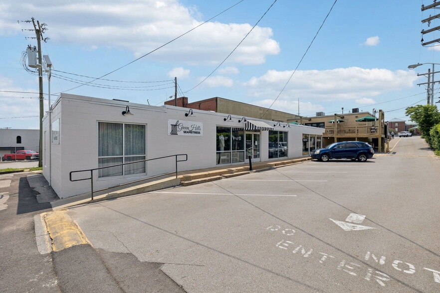 More Photos Of 3708 Hillsboro Pike, Nashville Freestanding For Sale