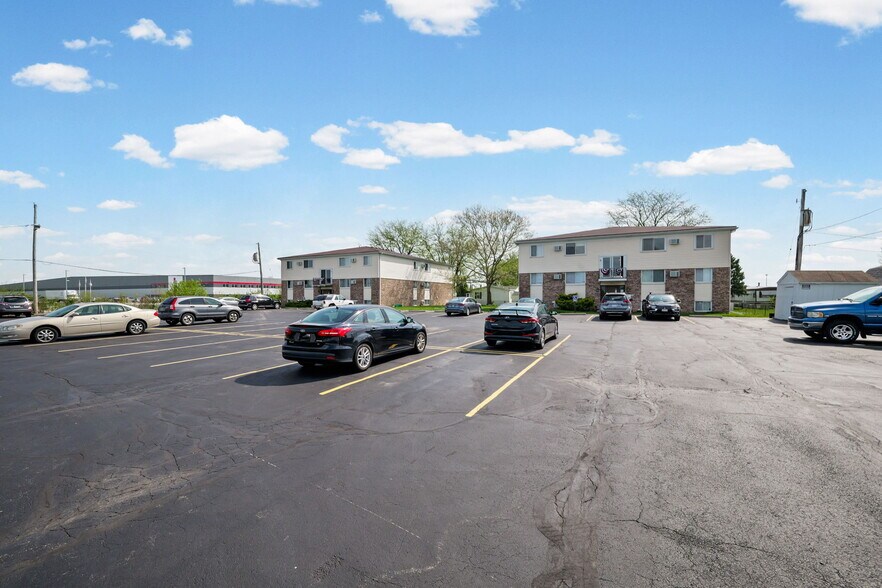 Primary Photo Of 27772-27796 Oregon Rd, Perrysburg Apartments For Sale