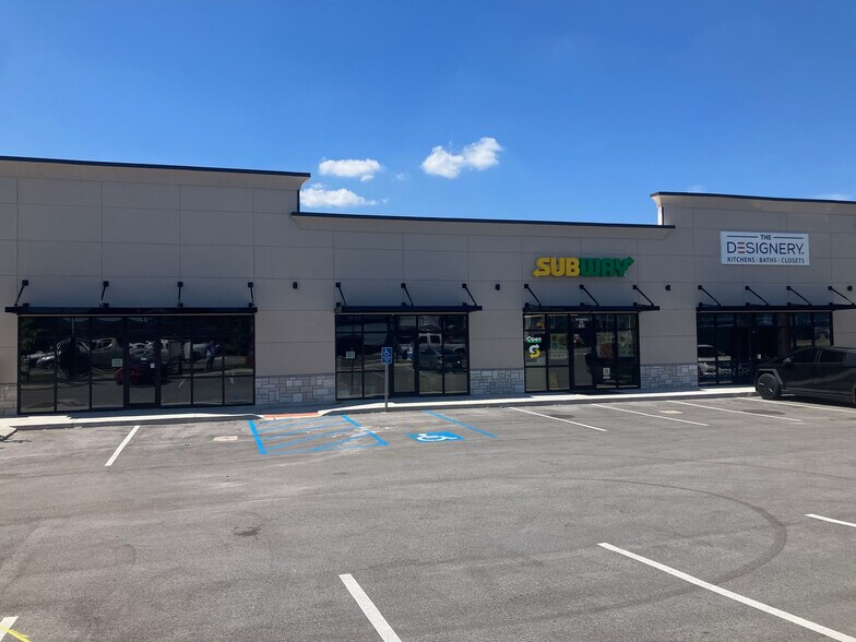 More Photos Of 1909 Gunbarrel Rd, Chattanooga Storefront For Lease