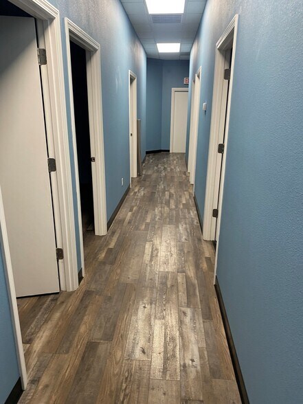 More Photos Of 2431 E 32nd St, Joplin Medical For Sale