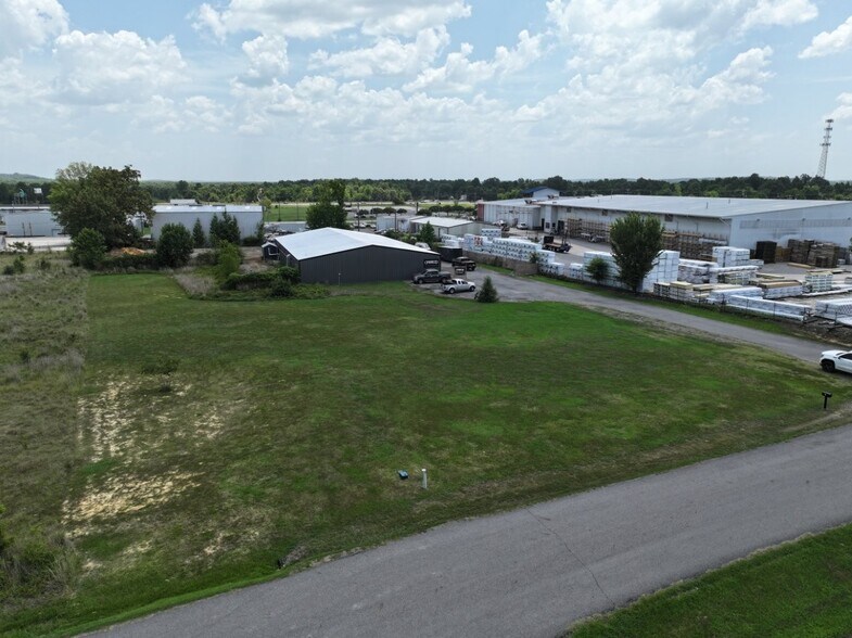 More Photos Of 30 Wheeler St, Mayflower Industrial For Sale