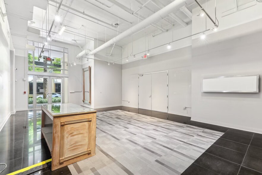 More Photos Of 135 San Lorenzo Ave, Coral Gables Office For Lease